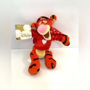 Disney Store Super Lover Tigger 9” Plush superhero Tiger